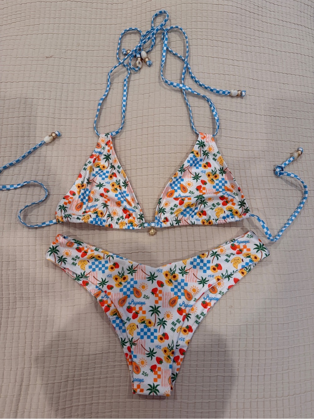 Kulani Kinis White Floral & Blue Check Triangle Bikini/XL top , S bottom